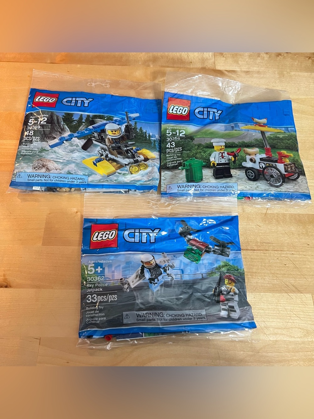 New & Sealed Lot of 3 Lego City RETIRED Polybags